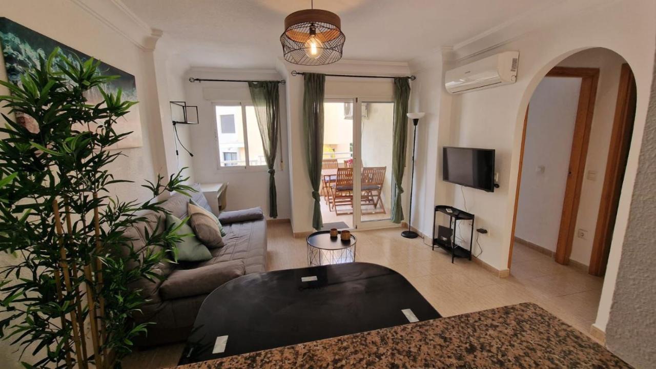 Lovely One Bedroom Unit With Balcony And Pool 데니아 외부 사진