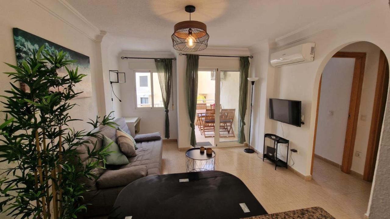 Lovely One Bedroom Unit With Balcony And Pool 데니아 외부 사진
